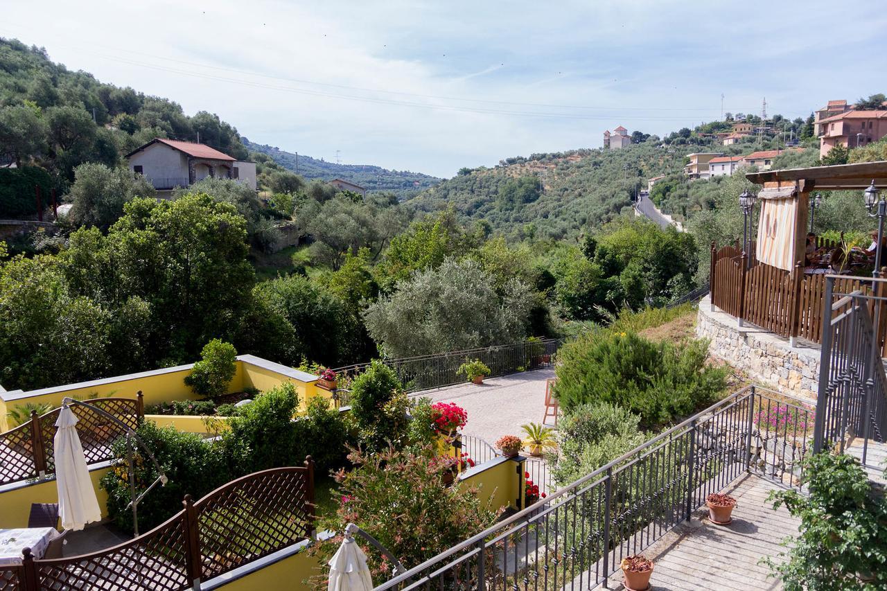 Appartamenti Antico Frantoio Doria Resort Imperia Esterno foto