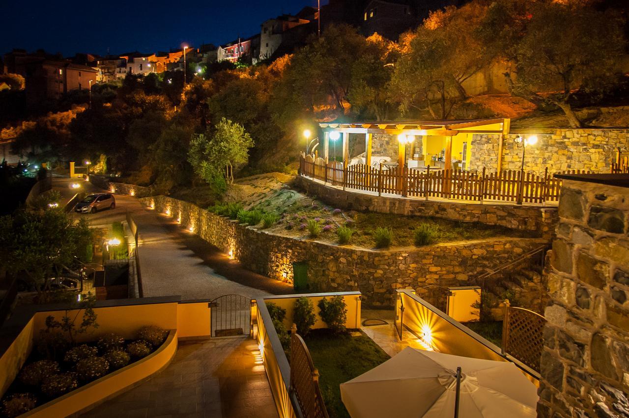 Appartamenti Antico Frantoio Doria Resort Imperia Esterno foto