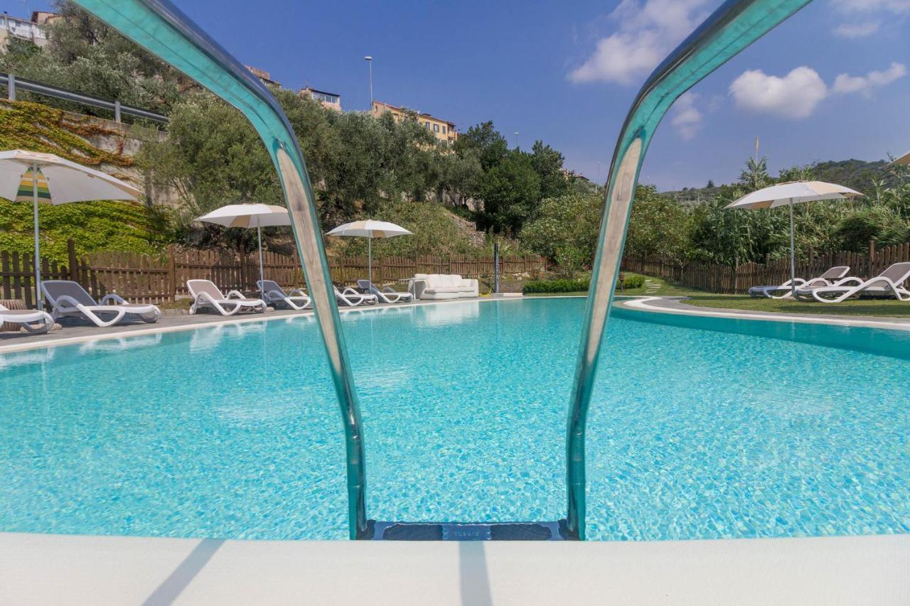 Appartamenti Antico Frantoio Doria Resort Imperia Esterno foto